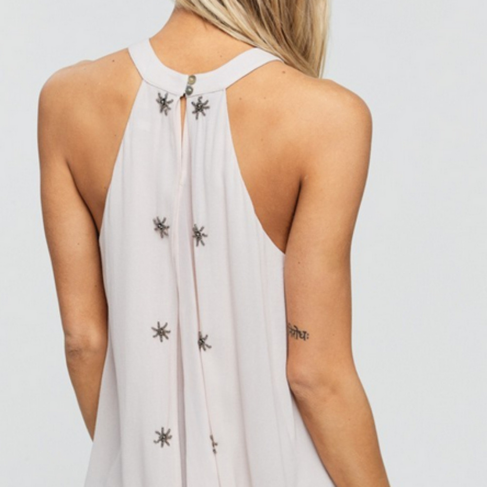 💰⬇️ Crescent Evelyn Halter-Neck Embroidery Top